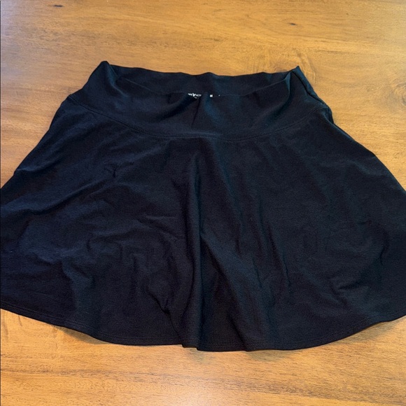 Old Navy Dresses & Skirts - Old Navy Black Active Skort